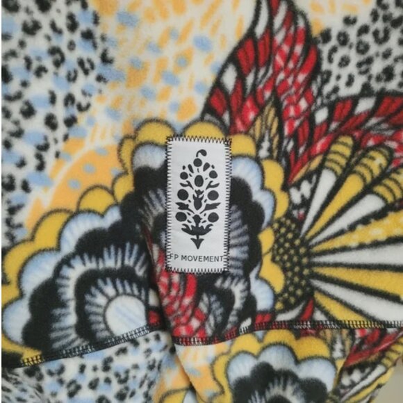 Free People NWT Movement Wild and Free Fleece Pullover Hooded 1/2 zipper size S - Picture 7 of 8